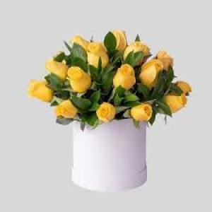 caja 12 rosas amarillas